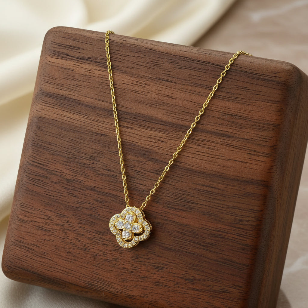 Collier Pendentif Trèfle