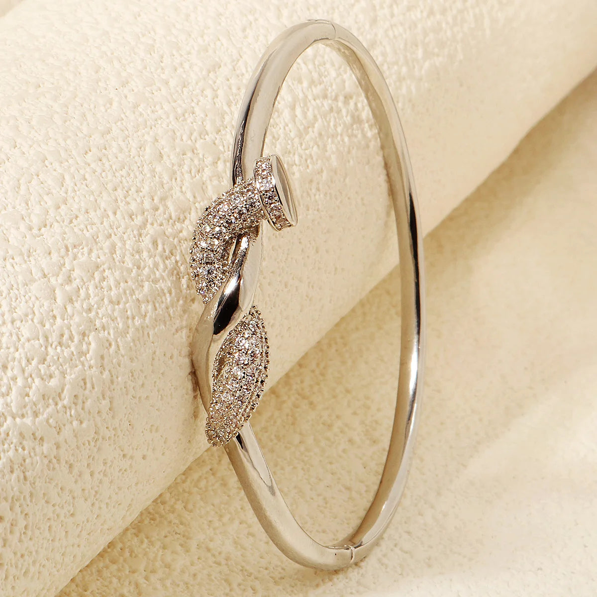 Bracelets Ouverts Scintillants