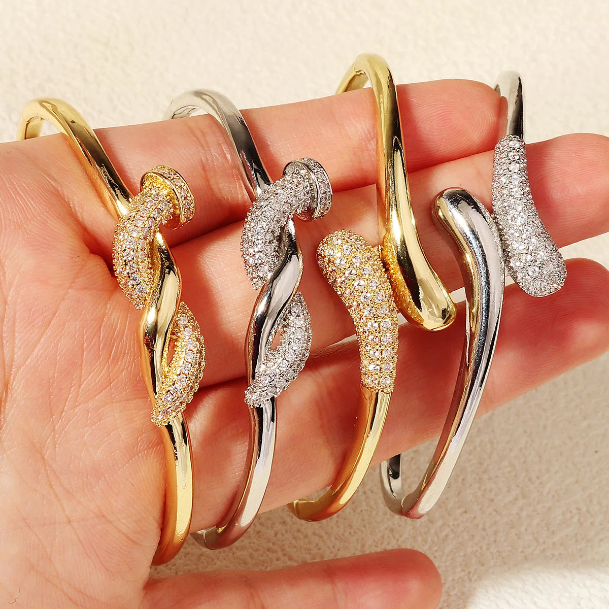 Bracelets Ouverts Scintillants