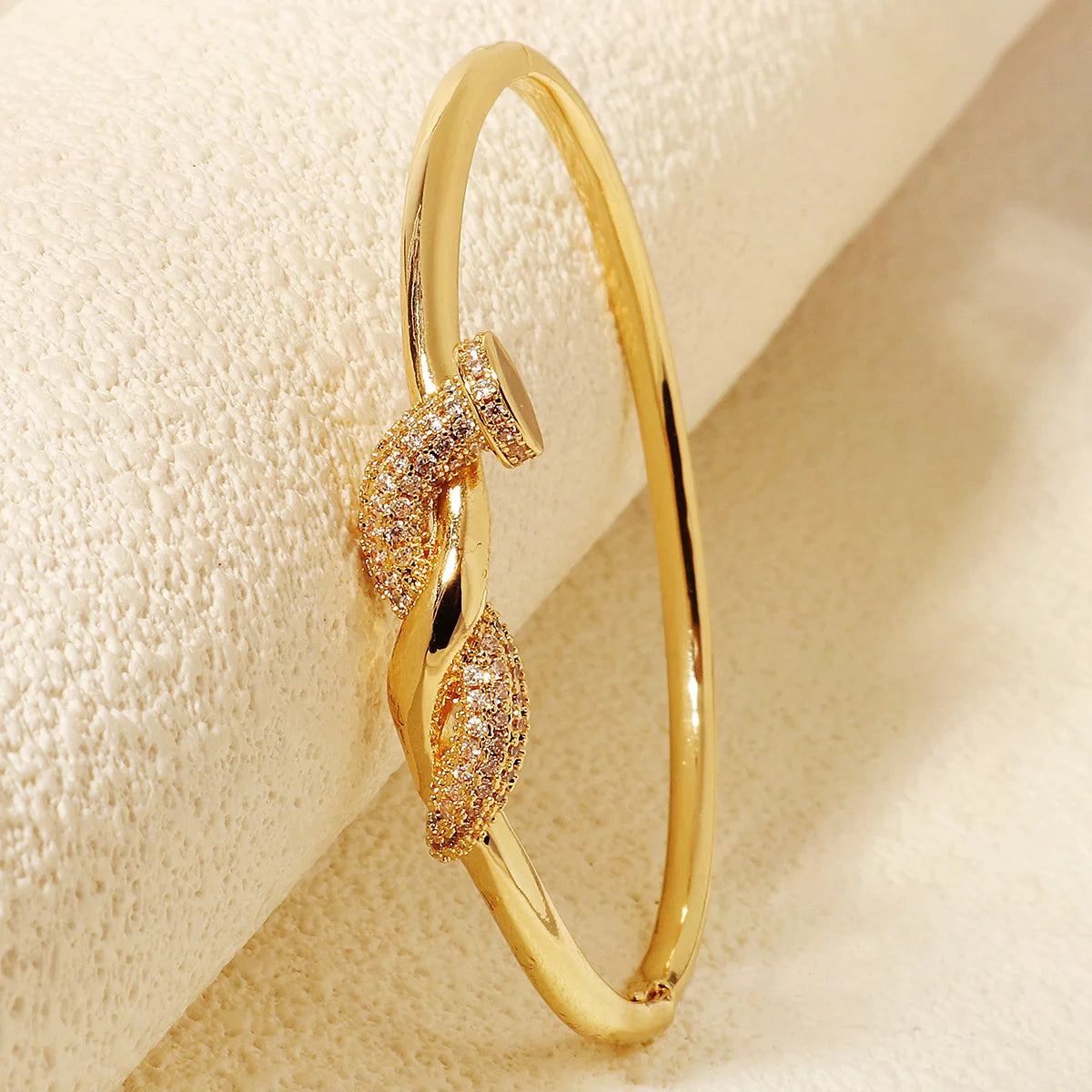 Bracelets Ouverts Scintillants