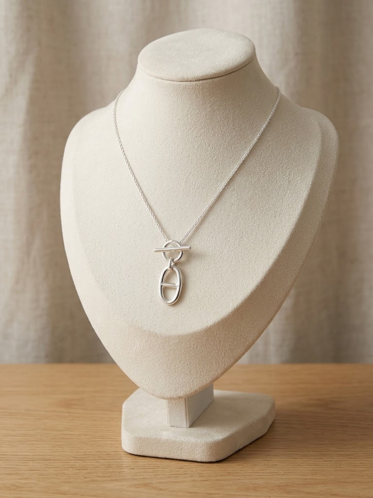 Collier Victoria